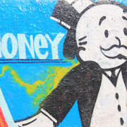 money_feature